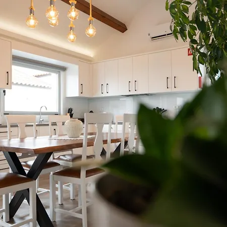 Serenity Azores - Casa Da Aldeia بيت للعطل